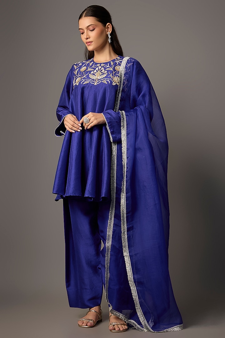 Blue Silk Kurta Set by Archana Shah at Pernia's Pop Up Shop