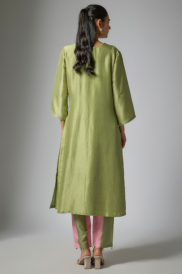 Green Silk Zari Embroidered Kurta Set by Archana Shah at Pernia's Pop Up Shop