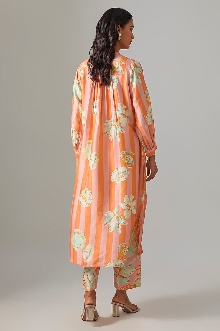 Peach Blended Silk Printed Kurta Set by Archana Shah at Pernia's Pop Up Shop