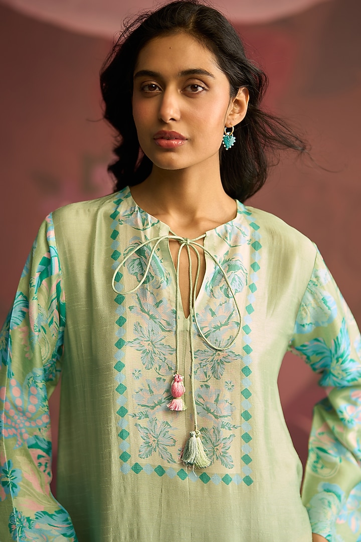 Mint Green Silk Kaftan by Archana Shah at Pernia's Pop Up Shop