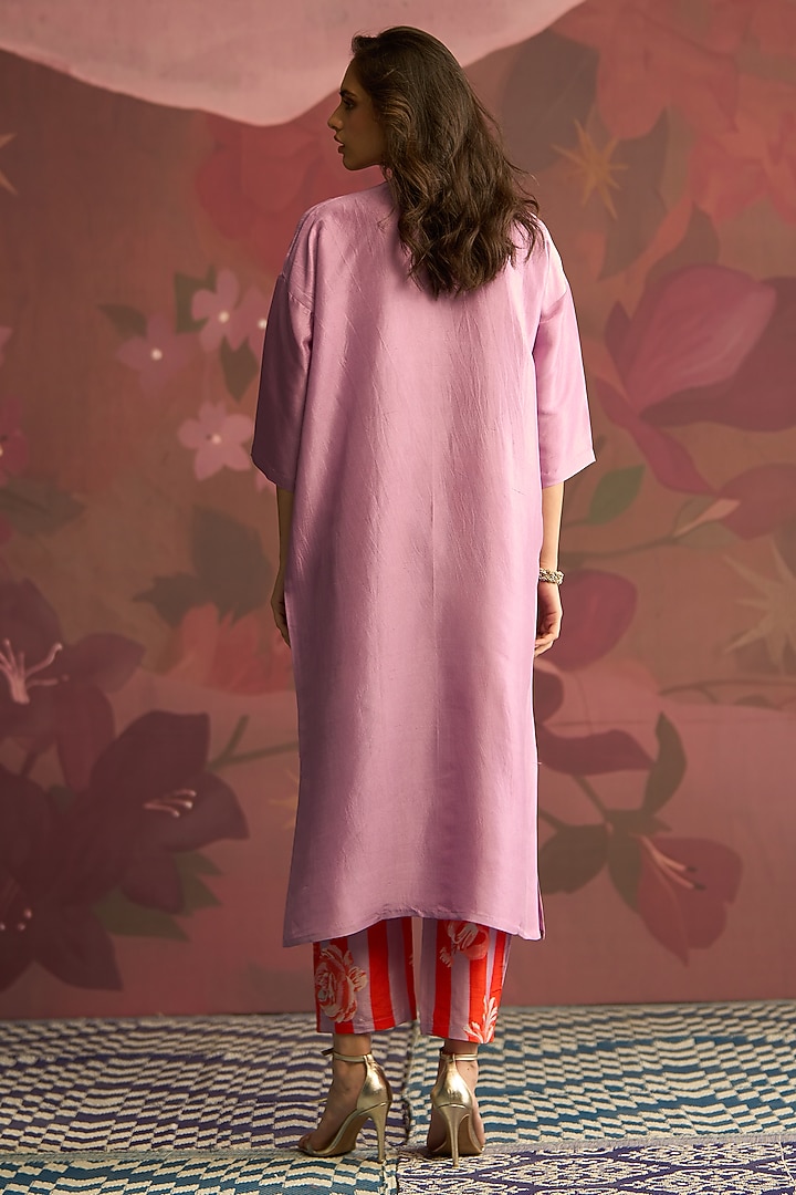 Lavender Silk Kurta Set by Archana Shah at Pernia's Pop Up Shop
