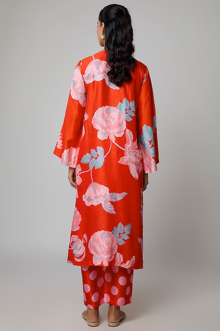 Red Silk Kurta Set by Archana Shah at Pernia's Pop Up Shop