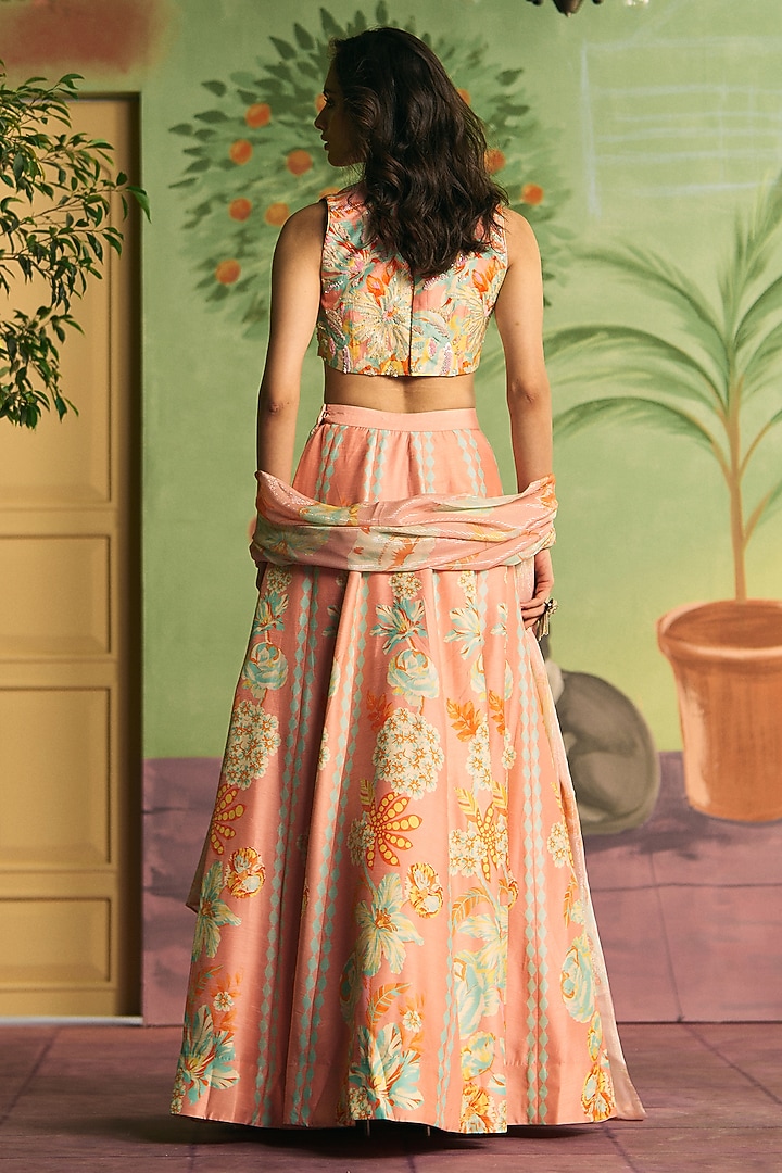 Apricot Silk Wedding Lehenga Set by Archana Shah at Pernia's Pop Up Shop