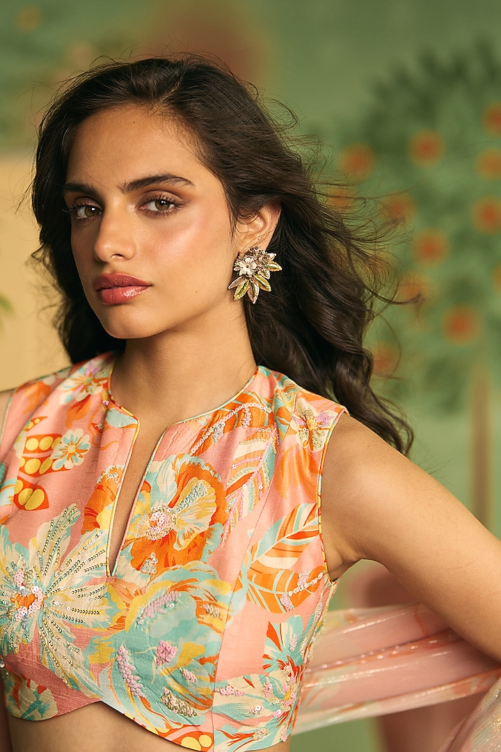 Apricot Silk Wedding Lehenga Set by Archana Shah at Pernia's Pop Up Shop