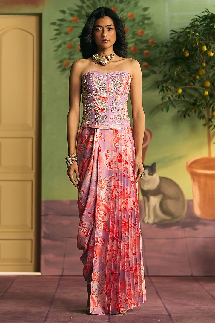 Crimson Sain Skirt Set by Archana Shah at Pernia's Pop Up Shop