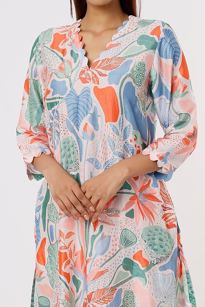 White Silk Tropical Printed Kurta Set by Archana Shah at Pernia's Pop Up Shop