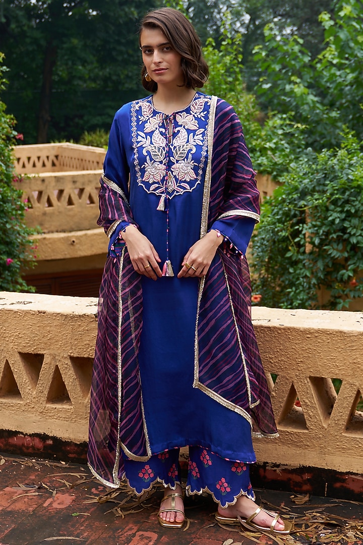 Royal Blue Silk Zardosi Work Kurta Set by Archana Shah at Pernia's Pop Up Shop