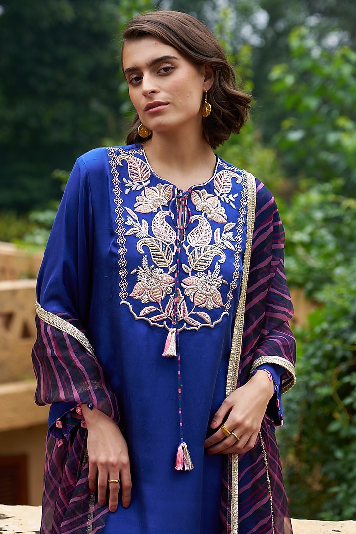 Royal Blue Silk Zardosi Work Kurta Set by Archana Shah at Pernia's Pop Up Shop