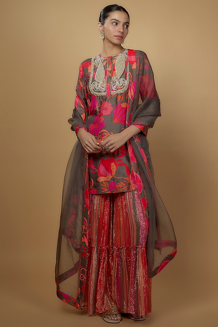 Red & Grey Bemberg Silk Printed Kurta Set by Archana Shah