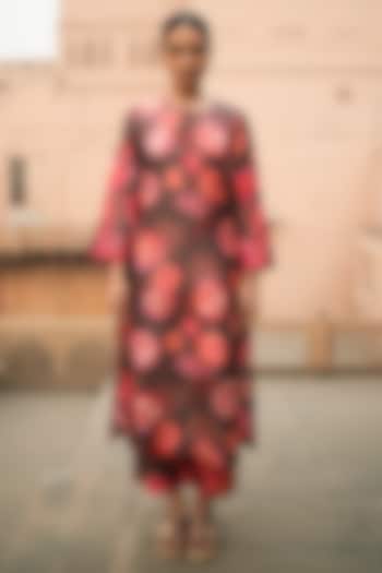 Brown Bemberg Silk Hand Embroidered & Printed Kurta Set by Archana Shah at Pernia's Pop Up Shop