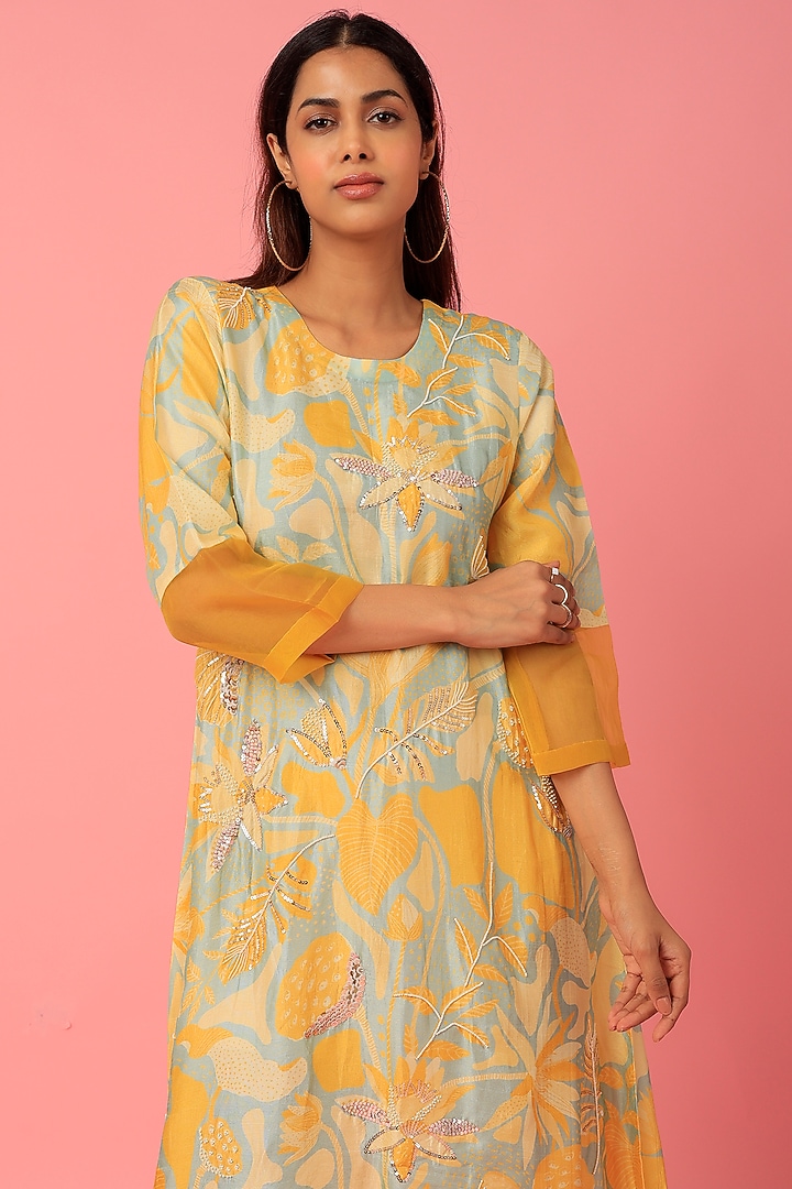 Yellow Floral Printed Tunic by Archana Shah at Pernia's Pop Up Shop