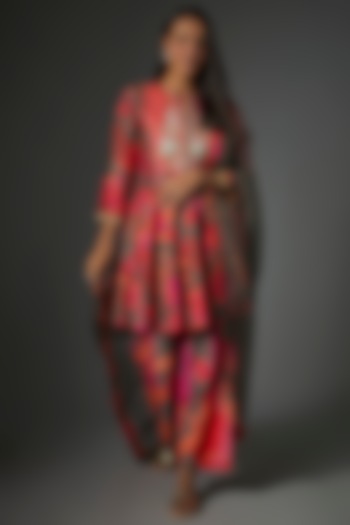 Red & Grey Bemberg Silk Digital Printed & Hand Embroidered Kurta Set by Archana Shah at Pernia's Pop Up Shop