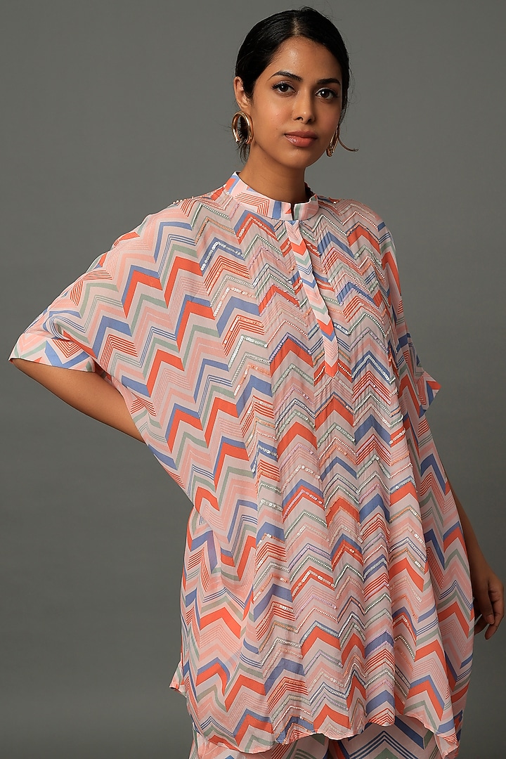 Multi-Colored Printed Kurta Set by Archana Shah at Pernia's Pop Up Shop