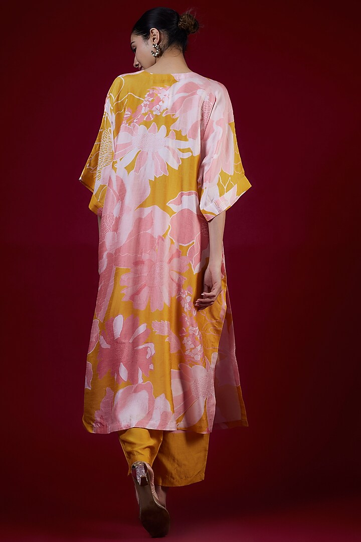 Yellow Bemberg Silk Printed & Hand Embroidered Kurta Set by Archana Shah at Pernia's Pop Up Shop