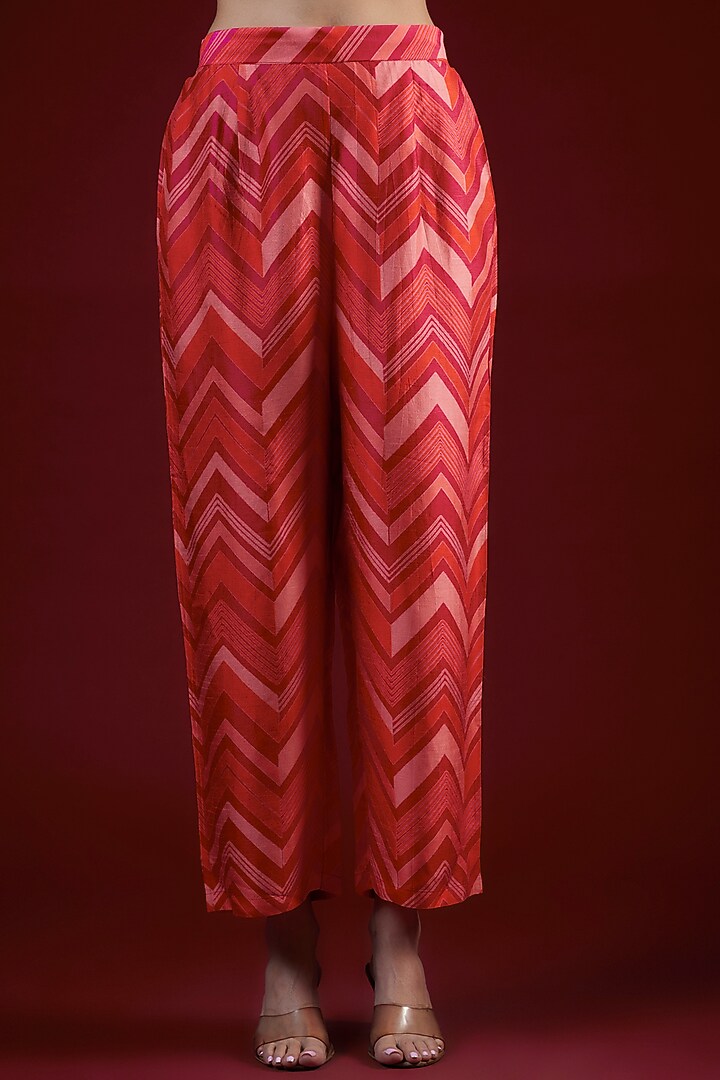 Red & Pink Bemberg Silk Sequins Embroidered Kurta Set by Archana Shah at Pernia's Pop Up Shop