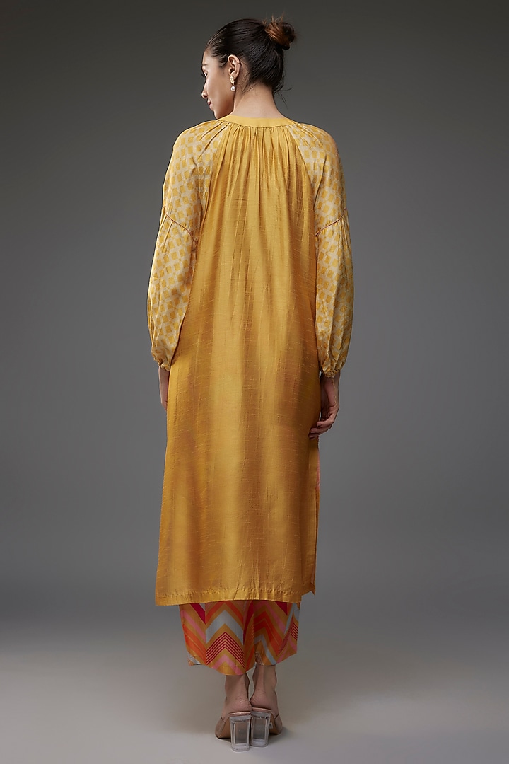 Yellow Bemberg Silk Digital Printed & Hand Embroidered Tunic Set by Archana Shah at Pernia's Pop Up Shop