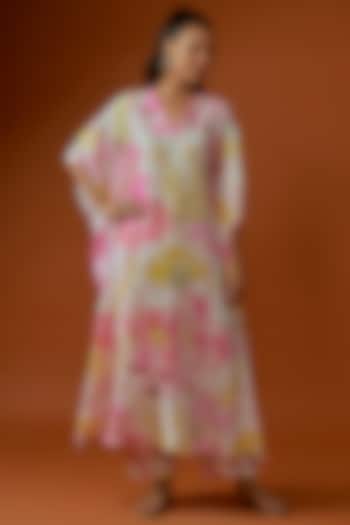 White & Pink Bemberg Silk Printed Kaftan Set by Archana Shah at Pernia's Pop Up Shop