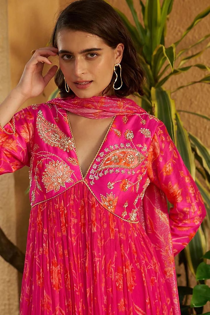 Pink Chanderi Printed & Pearl Embellished Pleated Wedding Anarkali Set by Archana Shah at Pernia's Pop Up Shop