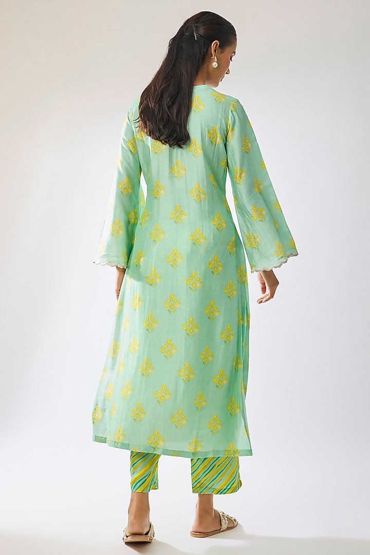 Green Silk Printed & Embroidered Kurta Set by Archana Shah at Pernia's Pop Up Shop