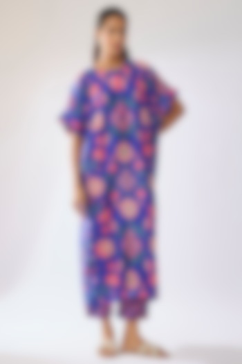 Blue Luxe Silk Blend Printed & Embroidered Kurta Set by Archana Shah at Pernia's Pop Up Shop