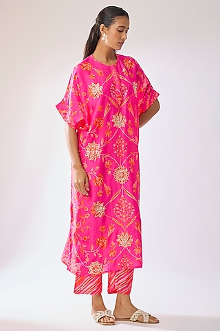 Pink Luxe Silk Blend Printed & Embroidered Kurta Set by Archana Shah