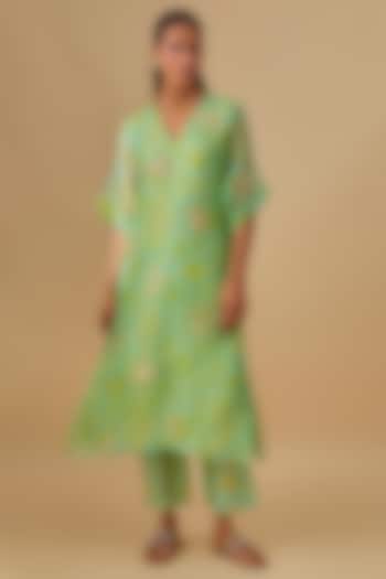 Green Organza Sequins Embellished Kurta Set by Archana Shah at Pernia's Pop Up Shop
