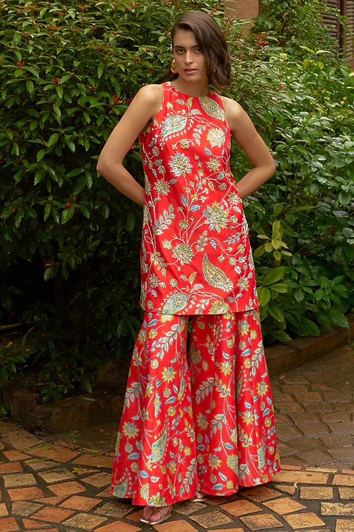 Red Premium Silk Blend Wedding Sharara Set by Archana Shah at Pernia's Pop Up Shop