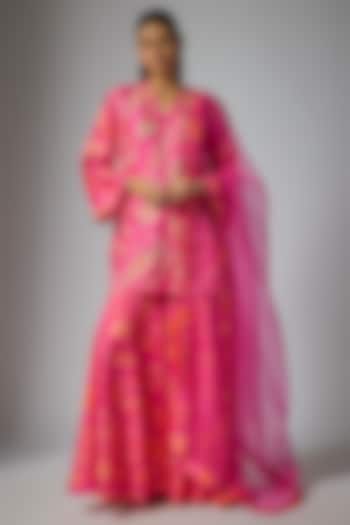 Pink Silk Flared Wedding Sharara Set by Archana Shah at Pernia's Pop Up Shop