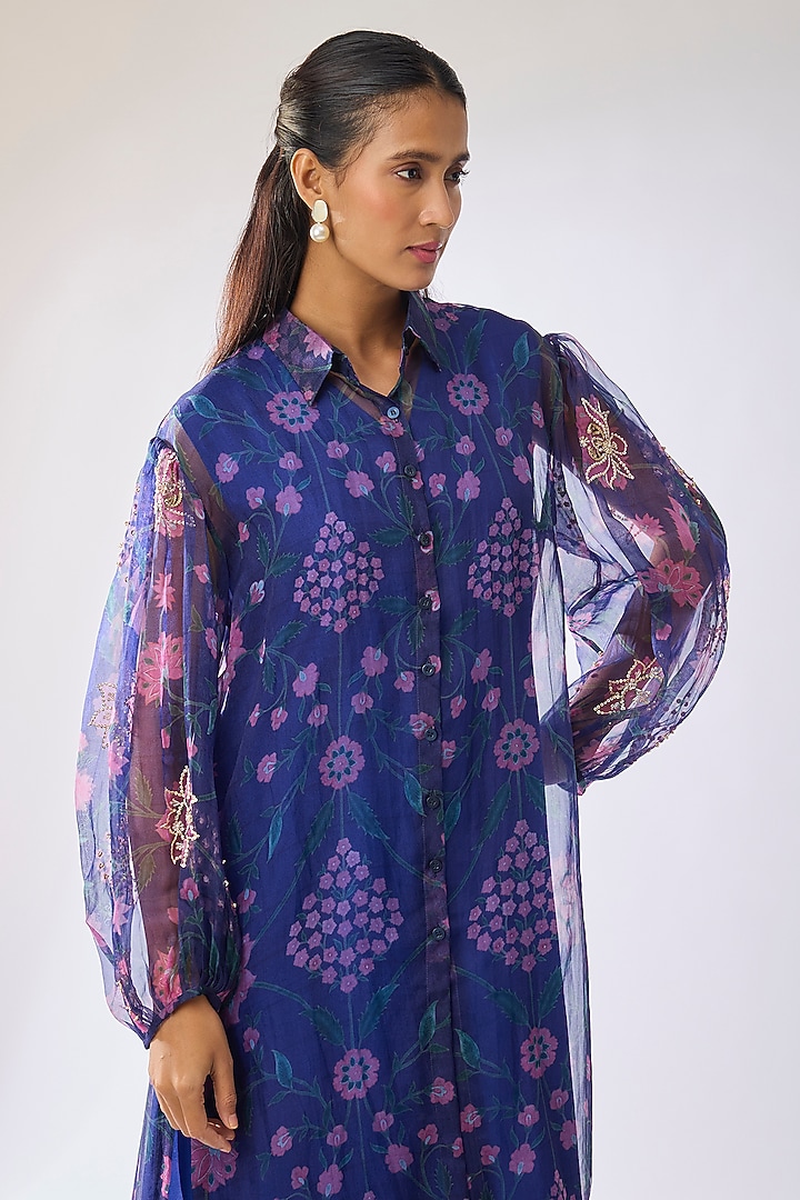 Blue Organza Embellished Kurta Set by Archana Shah at Pernia's Pop Up Shop