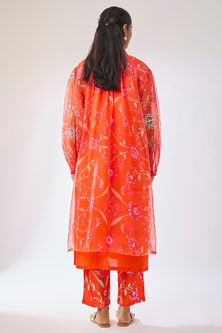 Orange Organza Embellished Kurta Set by Archana Shah at Pernia's Pop Up Shop