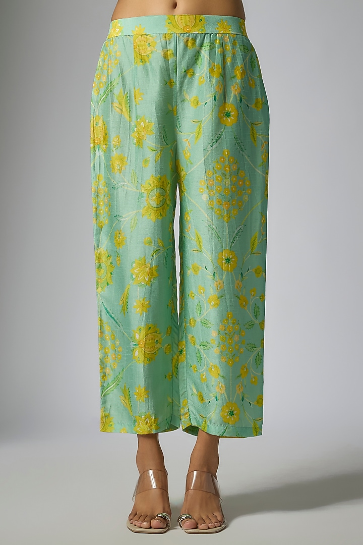 Green Organza Embellished Kurta Set by Archana Shah at Pernia's Pop Up Shop