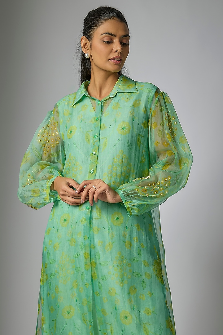 Green Organza Embellished Kurta Set by Archana Shah at Pernia's Pop Up Shop