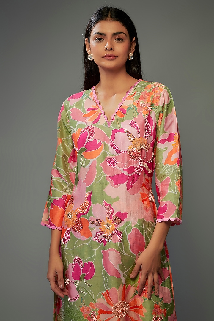 Green Bemberg Silk Digital Printed & Hand Embroidered Kurta Set by Archana Shah at Pernia's Pop Up Shop