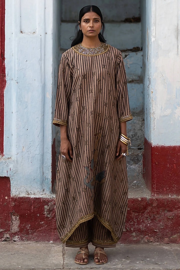 Natural Beige Chanderi Silk Kalamkari Kurta Set by Archana Jaju at Pernia's Pop Up Shop