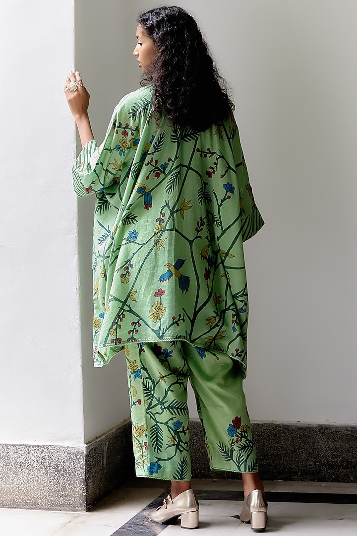 Green Handspun Cotton Hand-Painted Kaftan Set by Archana Jaju at Pernia's Pop Up Shop