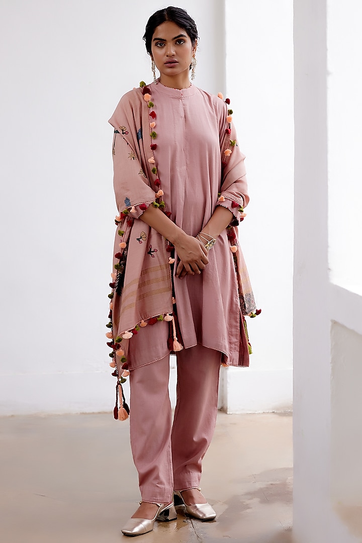 Rose Pink Handwoven Linen Silk Kurta Set by Archana Jaju