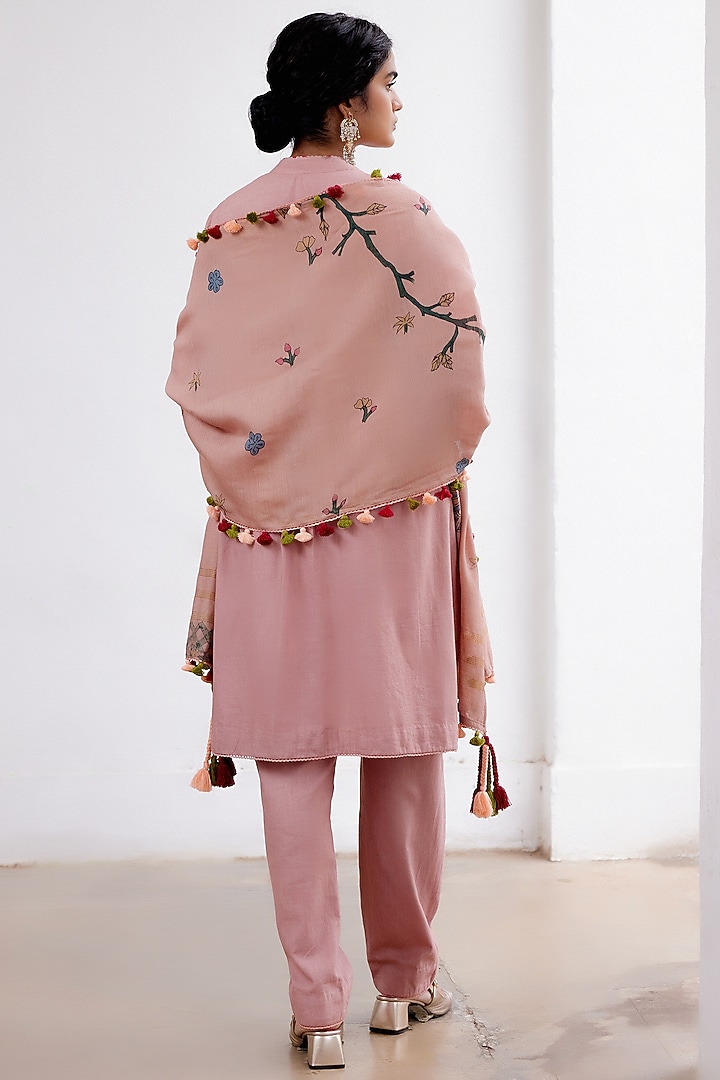 Rose Pink Handwoven Linen Silk Kurta Set by Archana Jaju at Pernia's Pop Up Shop