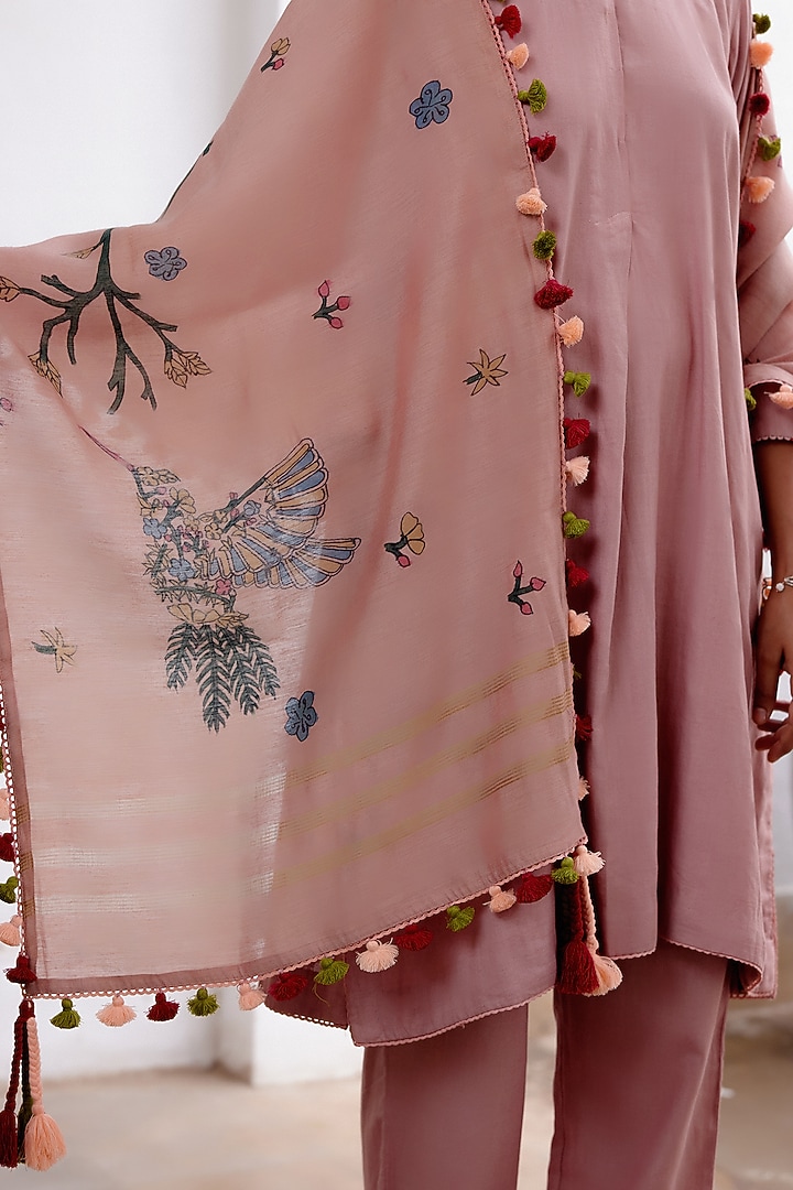 Rose Pink Handwoven Linen Silk Kurta Set by Archana Jaju at Pernia's Pop Up Shop