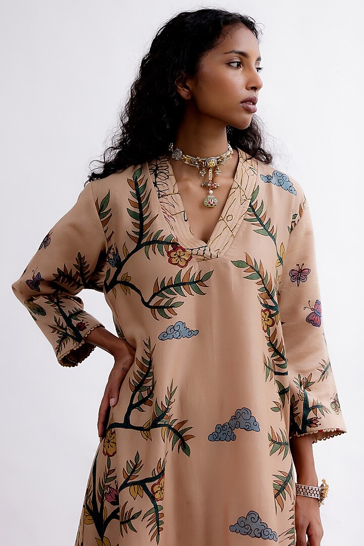 Almond Handspun Cotton Hand-Painted Kurta Set by Archana Jaju at Pernia's Pop Up Shop