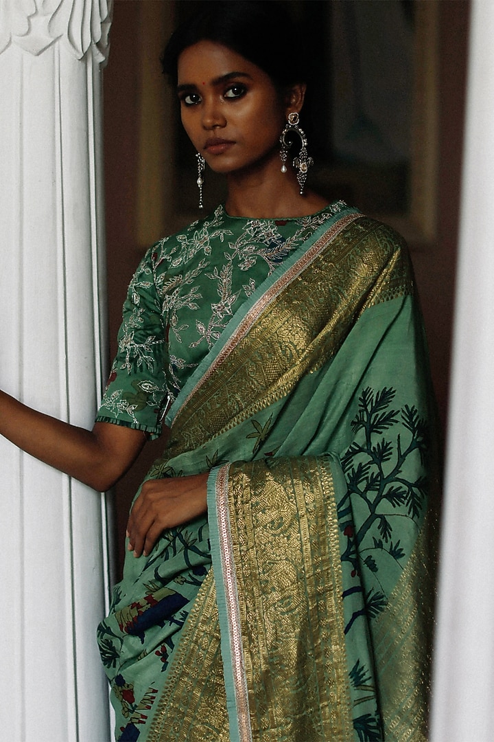 Sage Green Pure Zari Kanjivaram Silk Hand Embellished & Hand Painted Bridal Saree Set by Archana Jaju at Pernia's Pop Up Shop