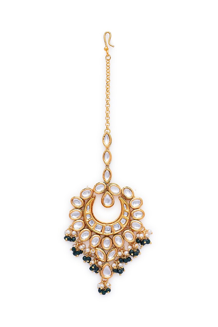 Gold Finish Kundan Polki & Pearl Maangtikka by AAKARSHA BY AJAY at Pernia's Pop Up Shop