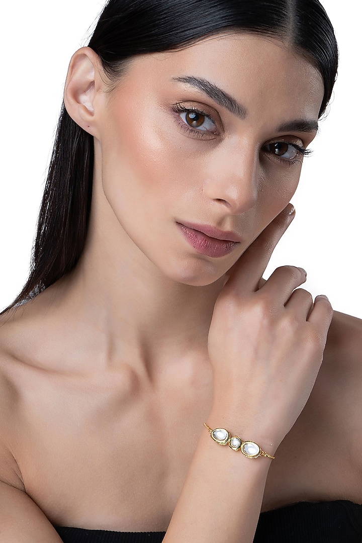 Gold Finish Kundan Polki Bracelet by AAKARSHA BY AJAY at Pernia's Pop Up Shop