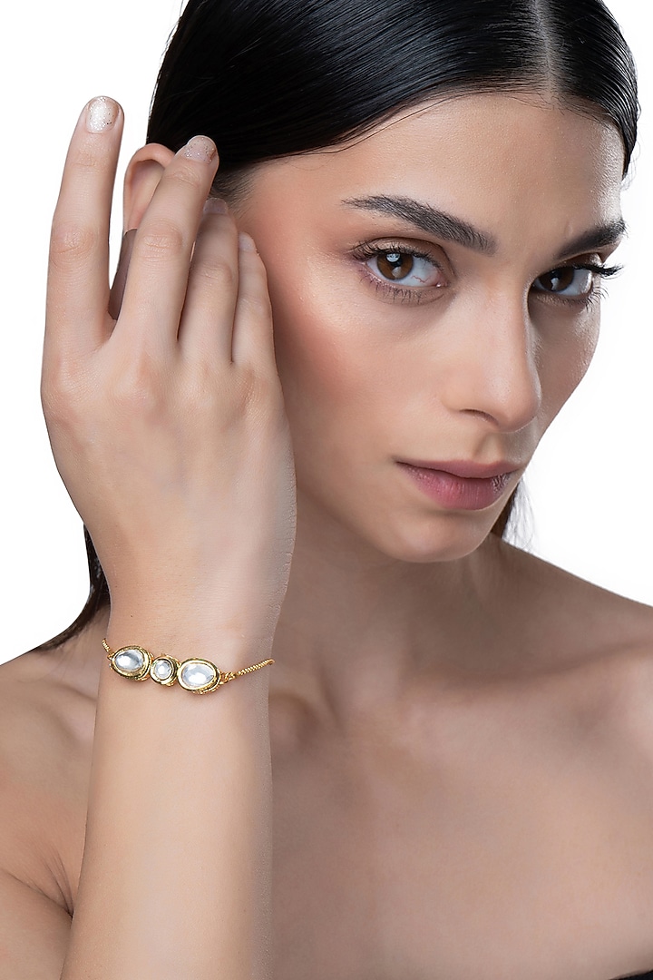 Gold Finish Kundan Polki Bracelet by AAKARSHA BY AJAY at Pernia's Pop Up Shop