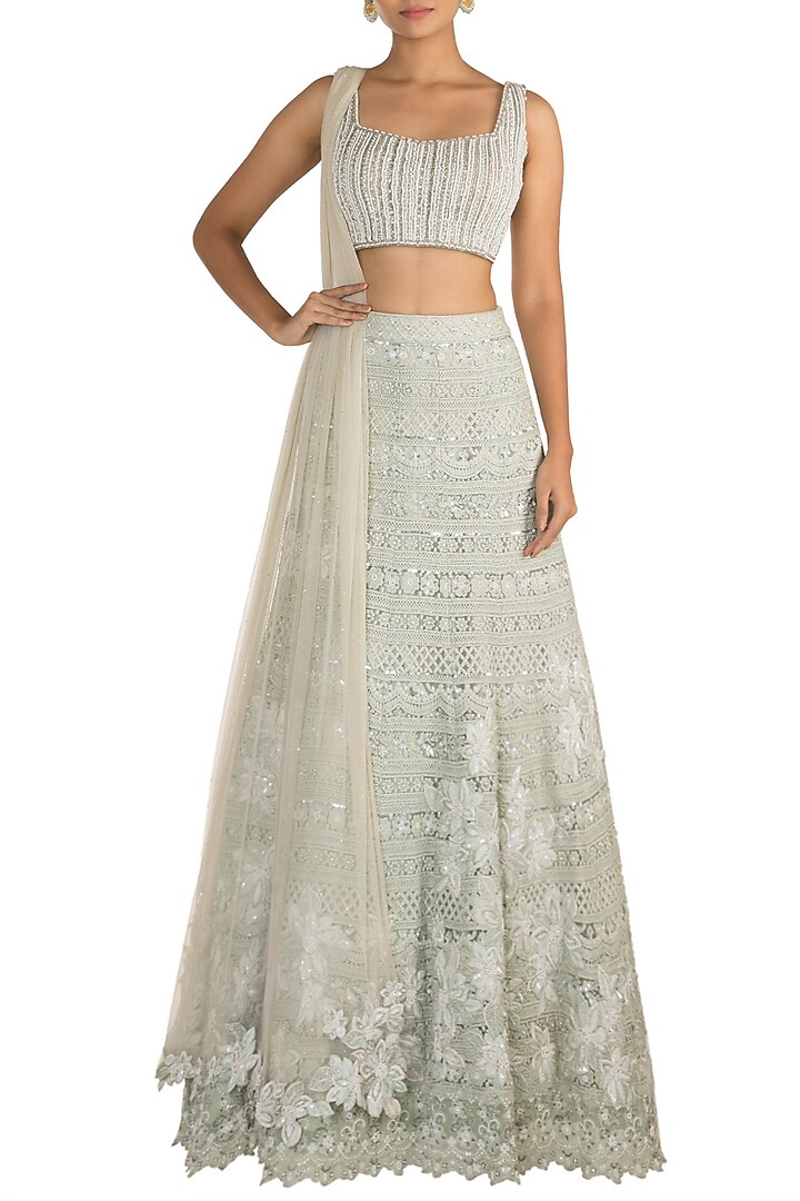 Green Embellished Chikankari Lehenga Set by Aarti Mahtani at Pernia's Pop Up Shop