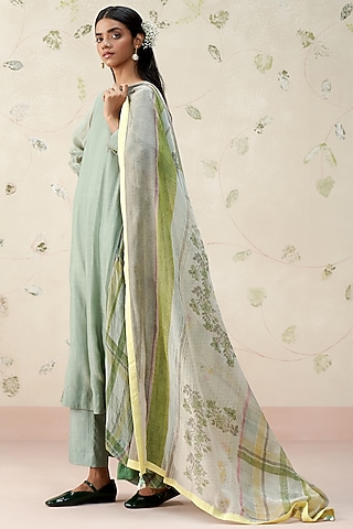English Green Mul Chanderi Block Printed Dupatta by AAMRASS