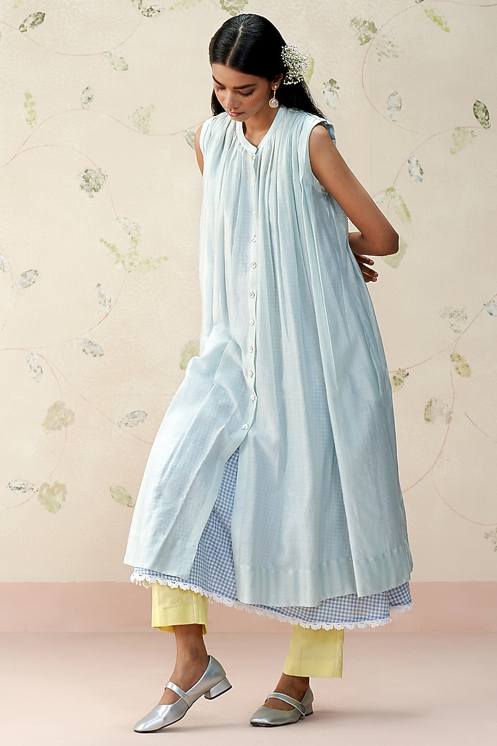 Sky Blue Mul Chanderi Kurta Set by AAMRASS at Pernia's Pop Up Shop