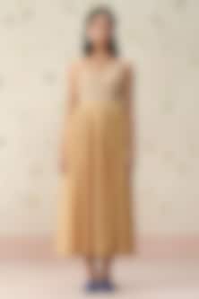 Shop Linen Dresses for Women Online from India's Luxury Designers 2026