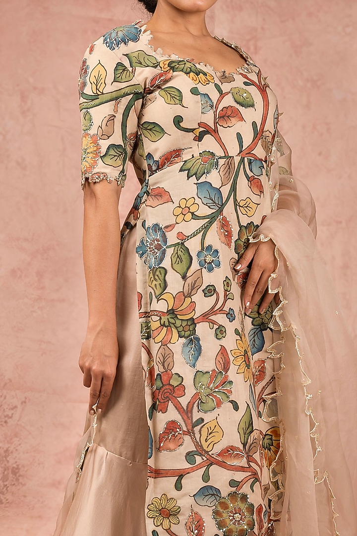 Ivory Silk Flared Wedding Sharara Set by AAMRA BY LAVANYA at Pernia's Pop Up Shop