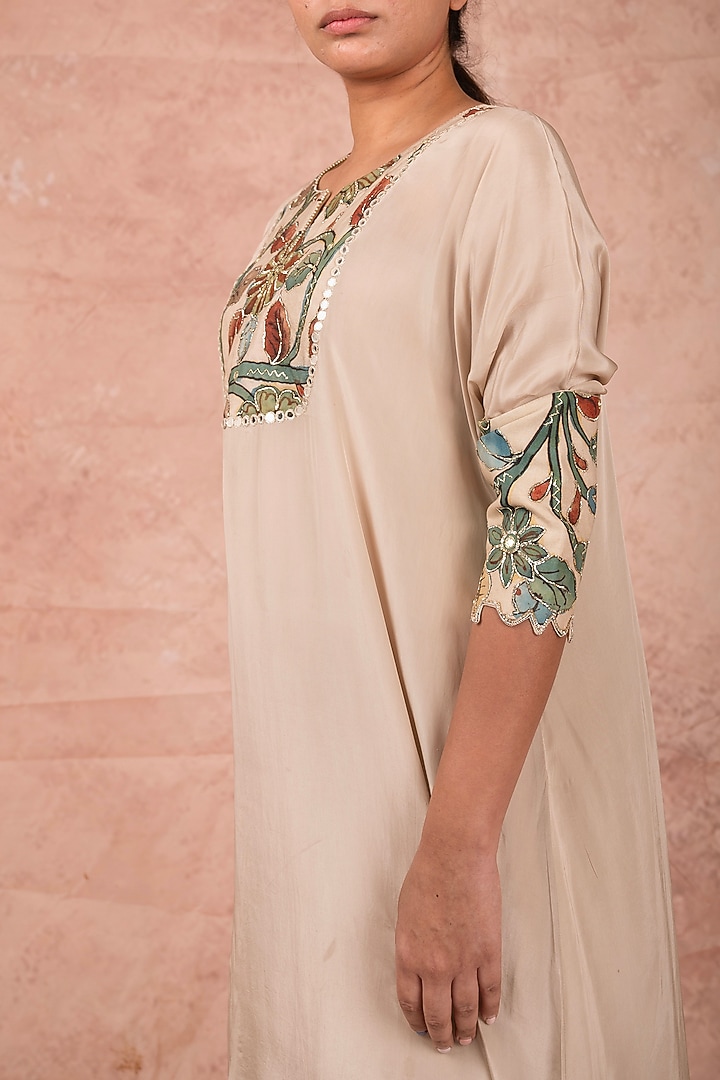 Ivory Crepe & Cotton Satin Hand Painted & Zardosi Embroidered Kaftan Set by AAMRA BY LAVANYA at Pernia's Pop Up Shop