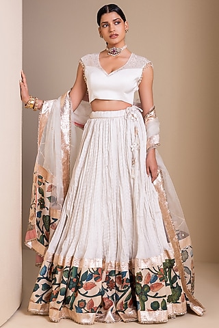 Ivory Silk Crushed Lehenga Set by AAMRA BY LAVANYA